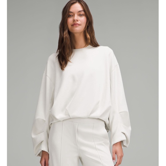 Lululemon Softstreme Voluminous Sleeve Pullover Bone Medium NWT - Picture 1 of 10